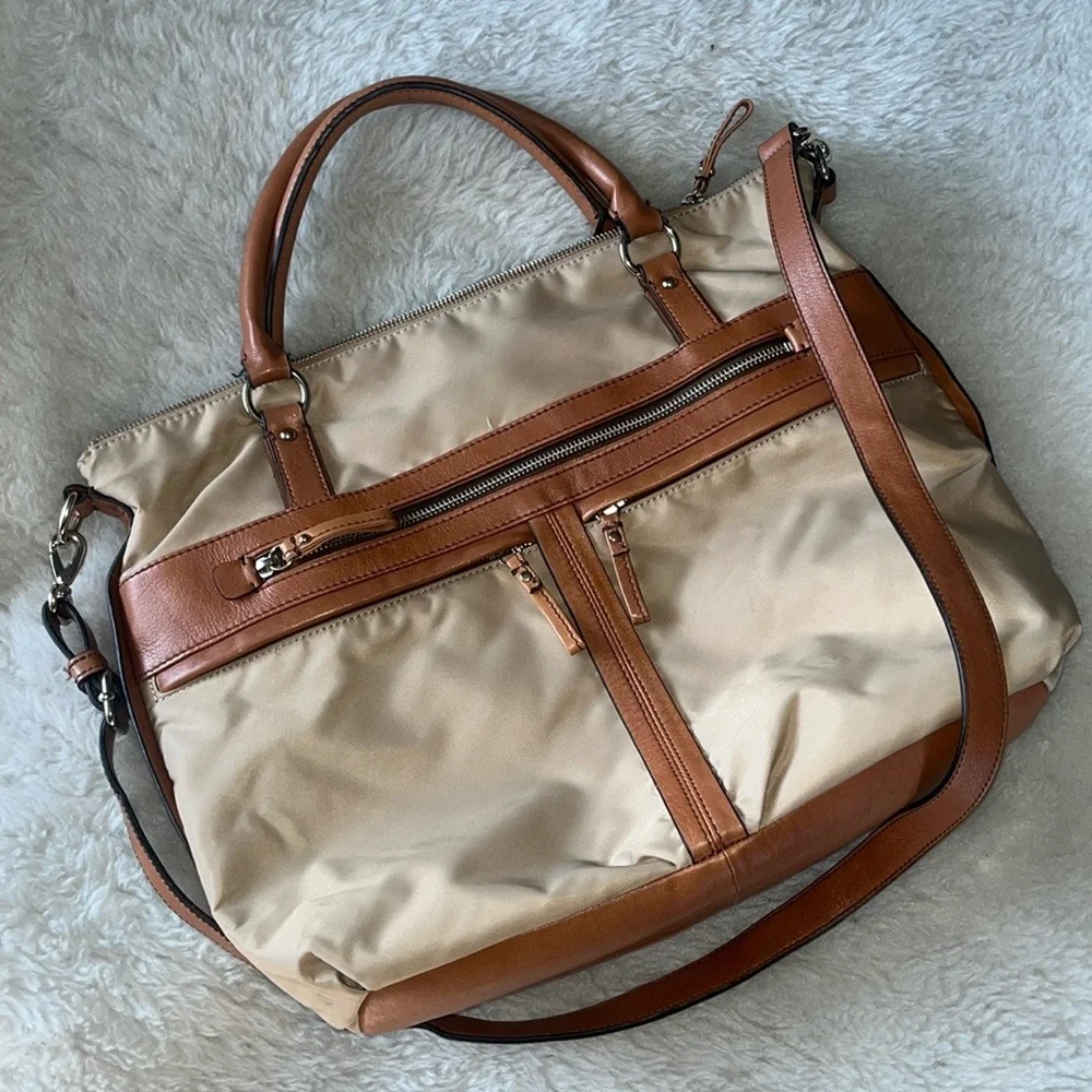 Men's Beige and Tan Travel Tote Bag - Classic Carryall